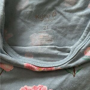 Kyte Baby girls 2T pjs